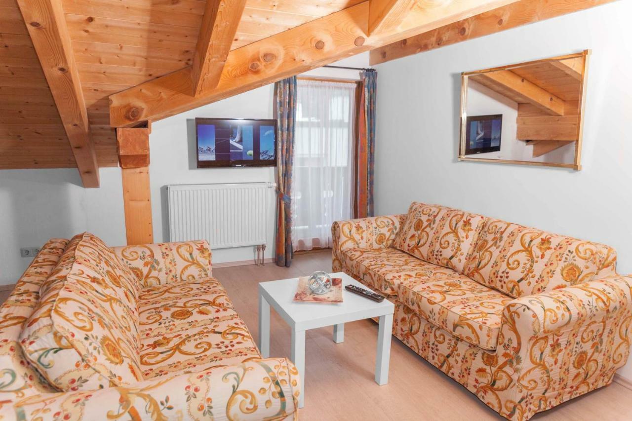 Ferienhaus Butterfly Гармиш-Партенкирхен Екстериор снимка